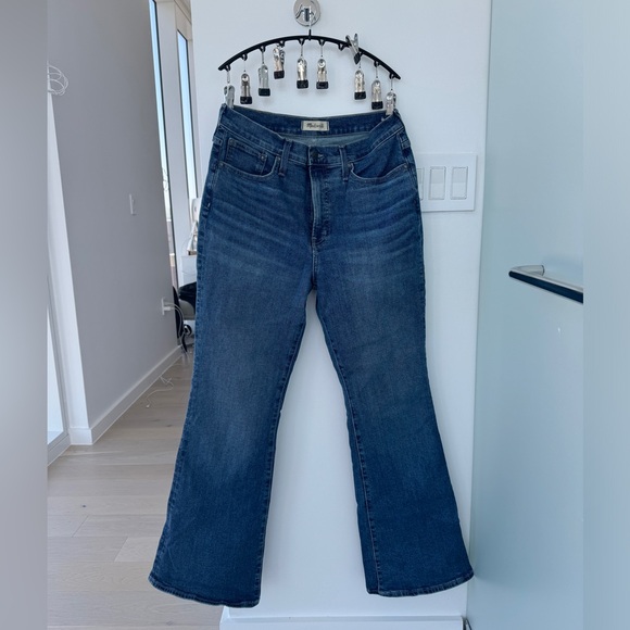 Madewell Women's - Hallstrom Wash - The Perfect Vintage Flare Denim Jeans - Picture 5 of 10